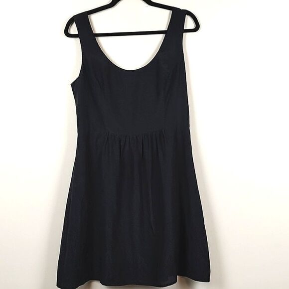 Vineyard Vines Little Black Dress Fit and Flare Size 8 - Picture 1 of 8